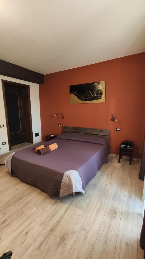 Artista B&B Càbras Esterno foto